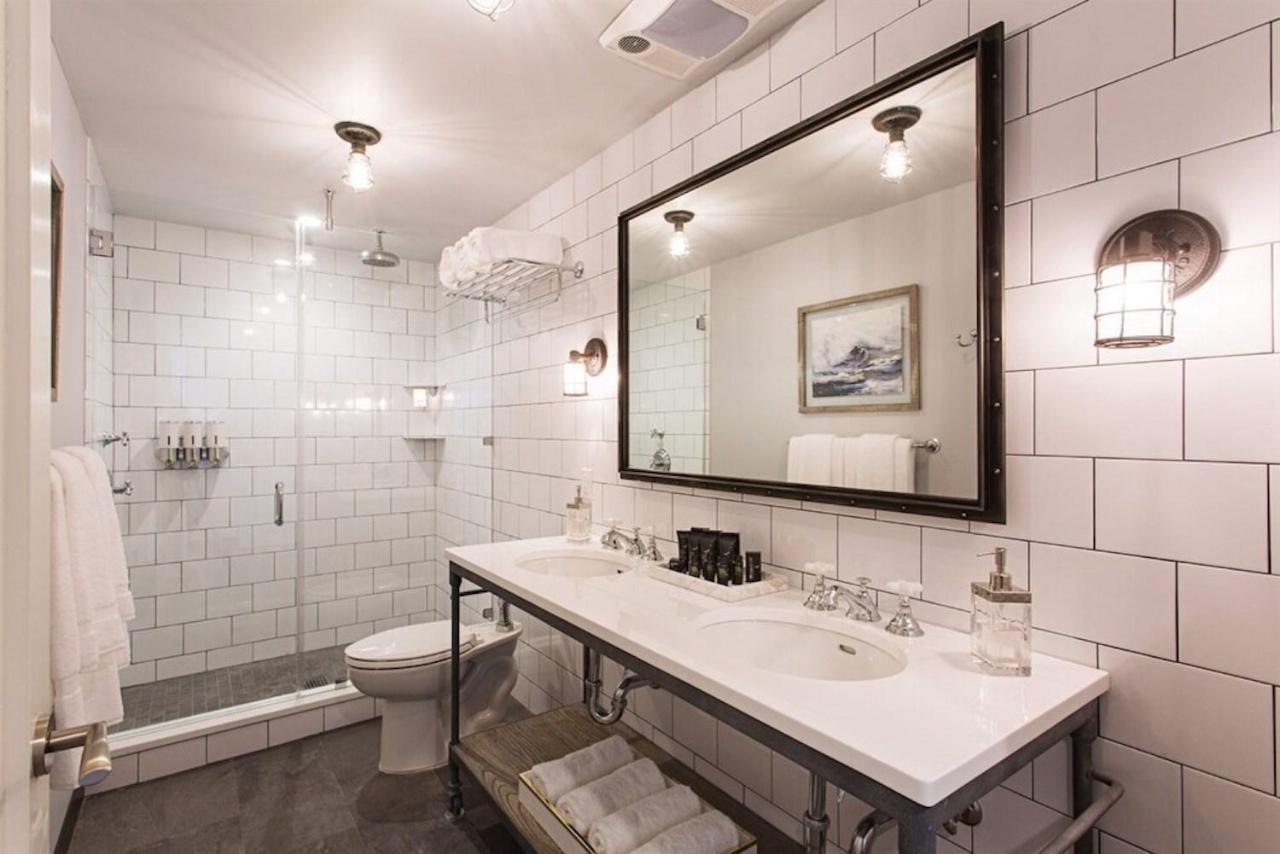 Knickerbocker Yacht Hotel Port Washington Екстер'єр фото