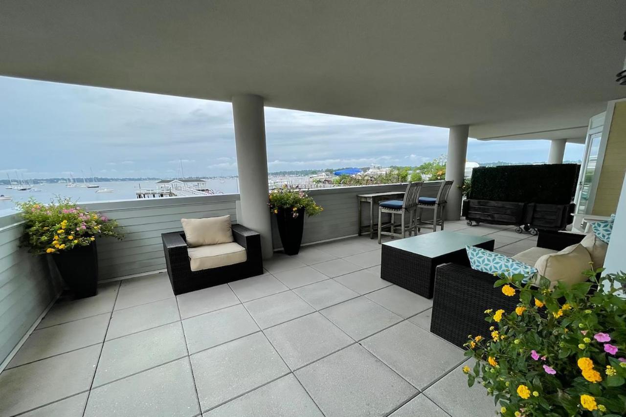Knickerbocker Yacht Hotel Port Washington Екстер'єр фото